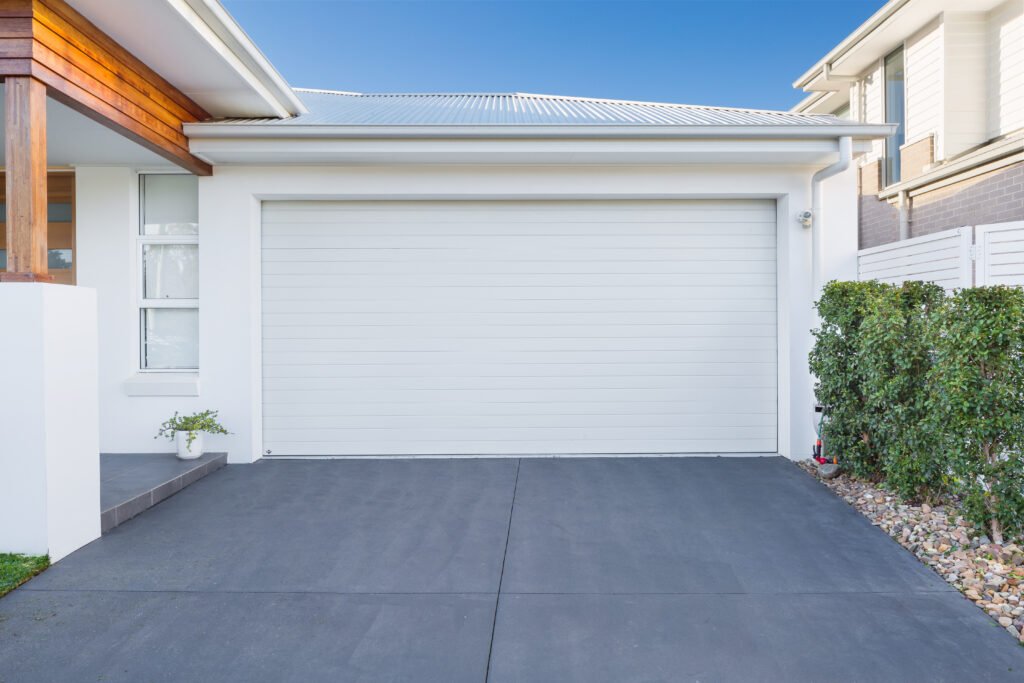 When to Replace vs. Repair: Deciding the Best Course of Action for Damaged Garage Door Panels